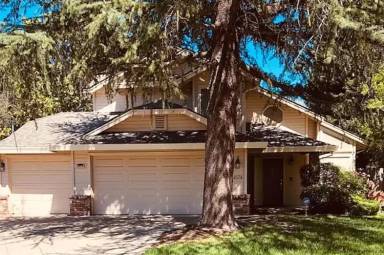 Main picture of 4574 Winding Way