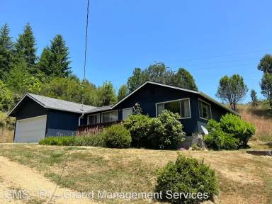Main picture of 90799 N Fork Ln