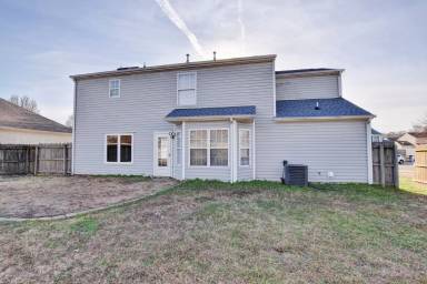 Main picture of 214 Jouster Way