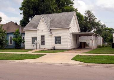 Main picture of 713 W 9th St