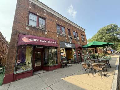 Main picture of 691 Park Ave