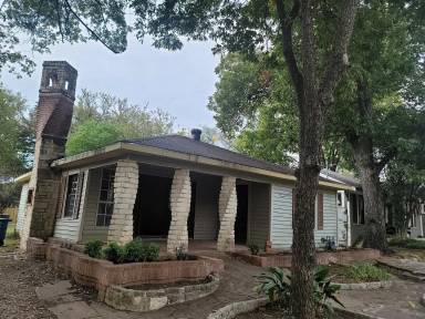 Main picture of 5421 Worth St