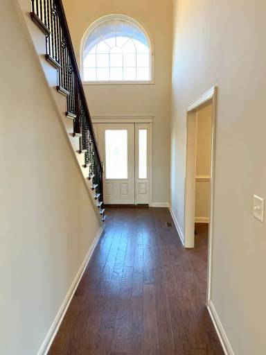 Main picture of 1533 Edgewater Ln