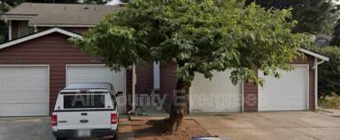 Main picture of 987 26th Pl NE
