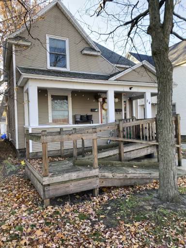 Main picture of 24 W 17th St