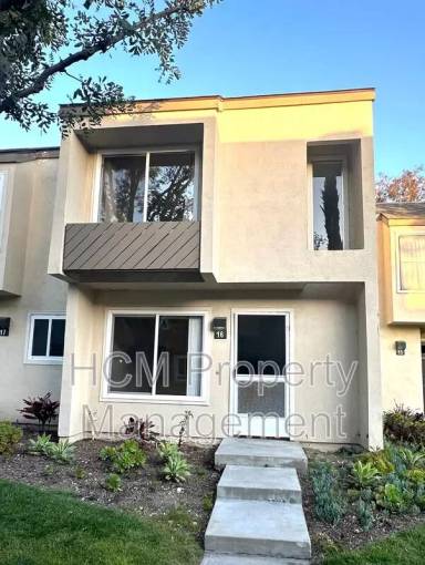 Main picture of 307 N Singingwood St