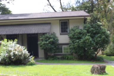 Main picture of 138 Turnpike Rd