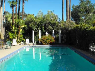 Main picture of 6016 S Land Park Dr