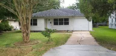 Main picture of 9007 Topaz St