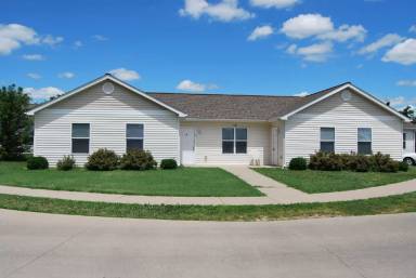 Main picture of 1600 Yost Dr