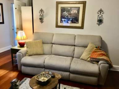 Main picture of 314 Nahatan St