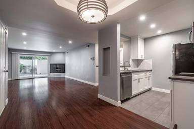 Main picture of Horn Plaza Condominiums
