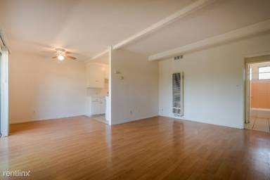 Main picture of 5991 Carpenter Ave