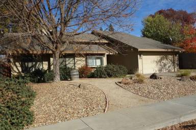 Main picture of 105 Almond Dr