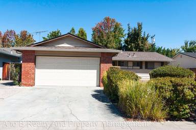 Main picture of 1111 Vasquez Ave