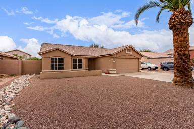 Main picture of 311 W Windsor Dr