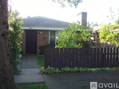 Main picture of 13049 35th Ave NE