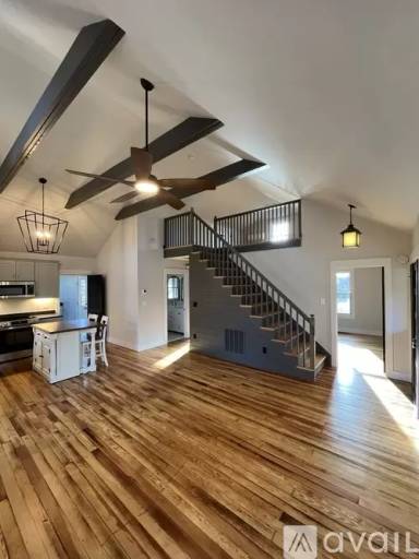 Main picture of 5926 Railroad Ave