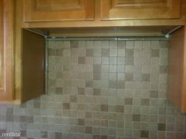 Main picture of 4015 Lansing St