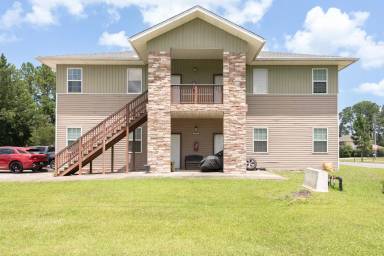 Main picture of 72nd South Ave 542 - D