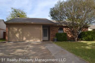 Main picture of 547 Oldbridge Dr
