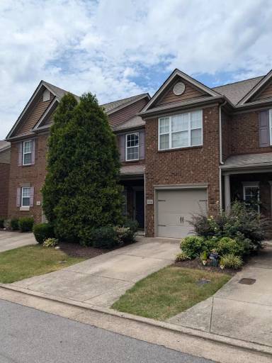 Main picture of 1058 Ashmore Dr