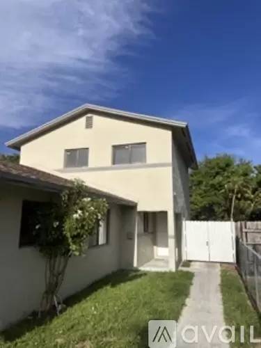 Main picture of 20133 SW 89th Ave