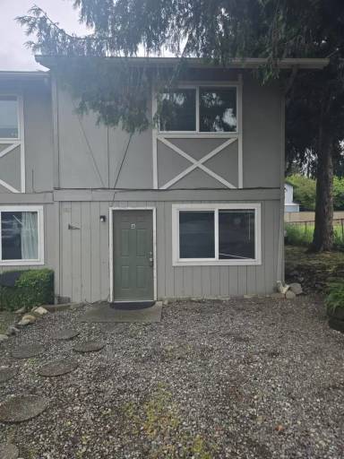 Main picture of 7105 142nd Ave E