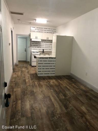 Main picture of 816 N New York Ave