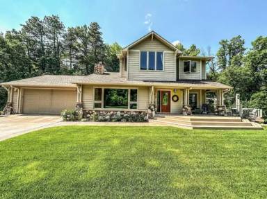 Main picture of 6050 Magic Canyon Rd