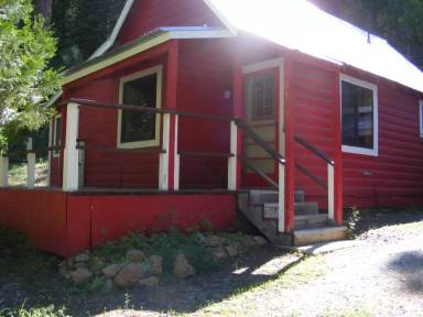 Main picture of 26469 Crystal Rd