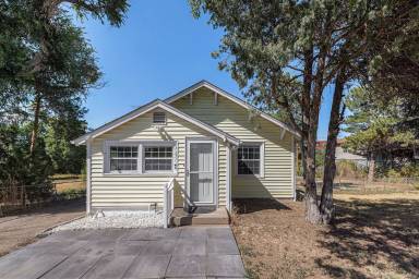 Main picture of 347 W Rafferty Gardens Ave