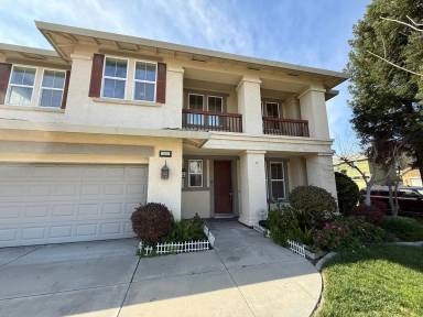 Main picture of 3025 Queens Gate Ct