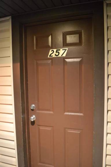 Main picture of 824 Pittsburgh St