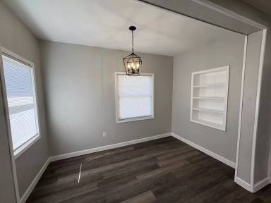 Main picture of 520 N 9th St