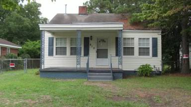 Main picture of 910 4th St