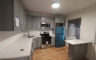 Main picture of 2241 W Augusta Blvd