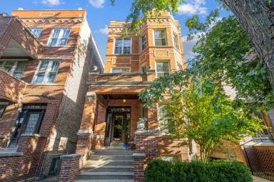 Main picture of 2624 W Iowa St
