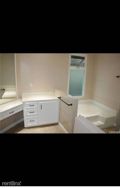 Main picture of Calabasas Village Mobile Estates