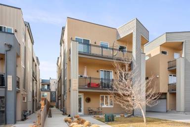 Main picture of 1635 King St