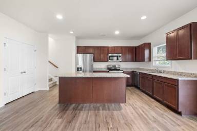 Main picture of 5500 Smythe Park Ct
