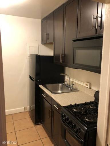 Main picture of 816 Park Ave