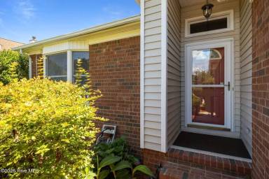 Main picture of 125 Canebrake Dr
