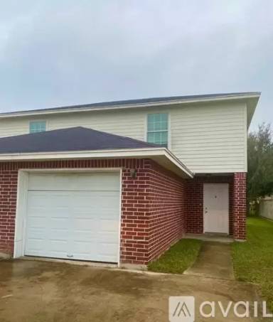 Main picture of 738 Sonesta Dr