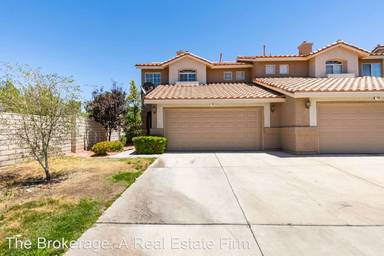 Main picture of 148 Broken Rock Dr