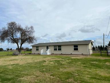 Main picture of 23714 N Bruella Rd