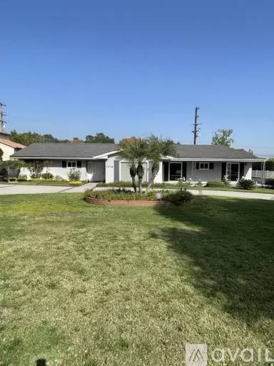 Main picture of 1236 N Santa Anita Ave