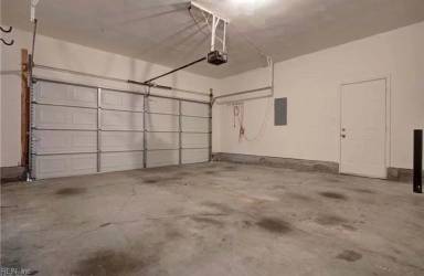 Main picture of 141 Baker Farm Dr