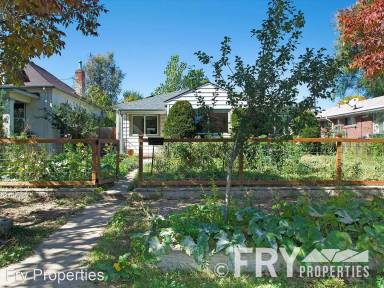 Main picture of 4413 Umatilla St