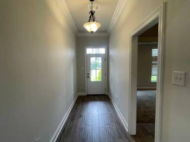 Main picture of 306 Coppice Pl